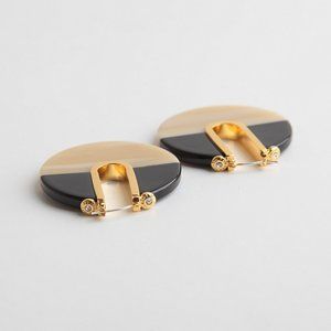 henri bendel Jewelry - Henri Bendel Color Resin Round Stud Earrings henri bendel Jewelry - Henri Bendel Color Resin Round Stud Earrings